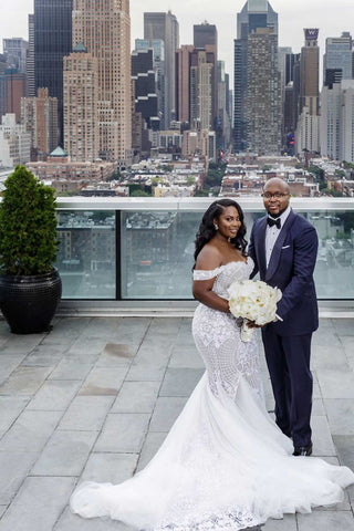 Vestidos de novia de encaje largos de sirena con hombros descubiertos, de talla grande y corte modesto