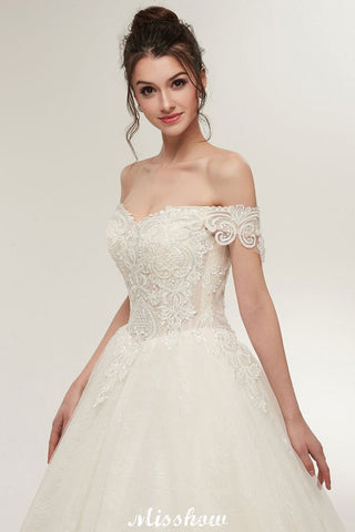 Off-shoulder Sweetheart A-line Lace-up Floor Length Lace Appliques Wedding Dresses