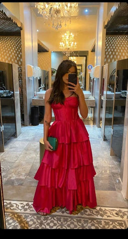 Robe de soirée ample en satin à volants et coupe trapèze, idéale pour une remise de diplôme (Y1048)