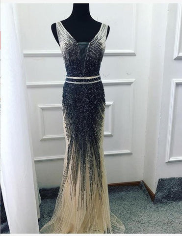 Luxury Sleeveless v-Neck Evening Dresses Dubai Design Beading LA60743