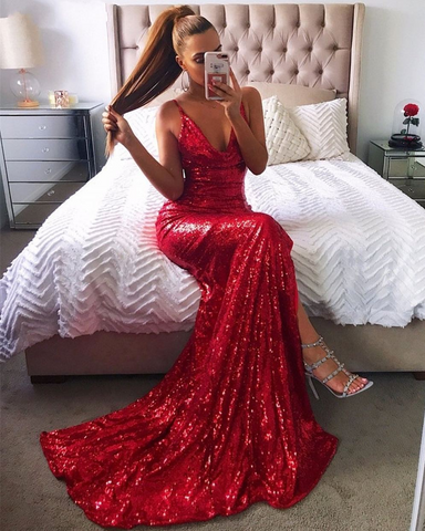Red Long V-neck Sequin Backless Mermaid Prom Dress with Slit