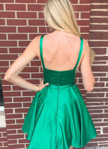 Sexy Short V-Neck Straps Satin Backless Homecoming Dress