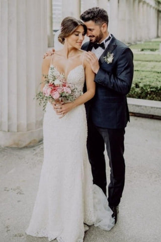 Sexy Spaghetti Strap Sleeveless Mermaid Lace Wedding Dresses with Chapel Train