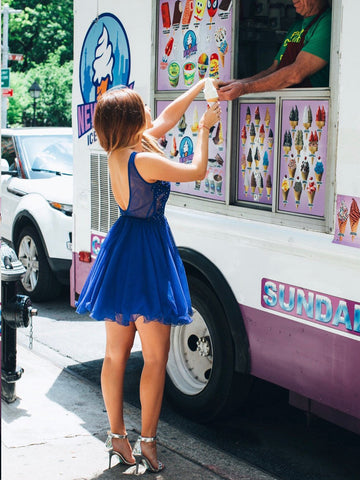 Short A-line V-Neck Appliques Lace Backless Homecoming Dress