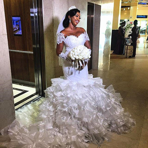 Short sleeves Off-the-Shoulder Mermaid Wedding Dress with Ruffles Train