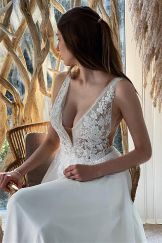 Simple White Chiffon Backless A-Line Wedding Dresses With Lace