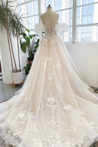 Sleeveless Floor Length Garden Strapless Tulle Lace Wedding Dress with Appliques