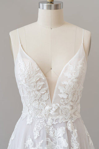 Spaghetti Strap Lace Appliques Tulle Wedding Dress
