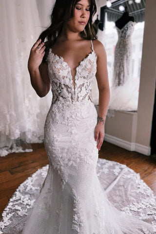 Spaghetti Straps Mermaid Floor Length Lace Wedding Dress with Chapel Train
