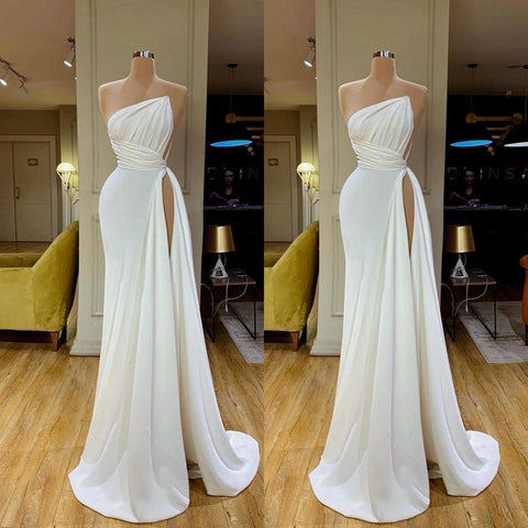 Robe de bal longue plissée blanc crème sans bretelles, fente haute