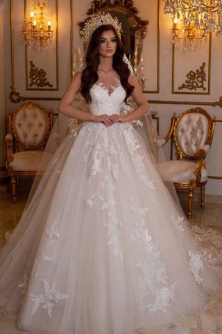 Stunning Long A-Line Bateau Tulle Wedding Dress With Appliques Lace