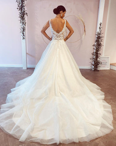 Stunning Long A-Line V-neck Backless Wedding Dress With Appliques Lace