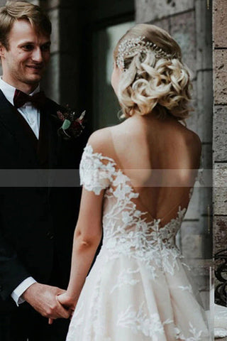 Stunning Off-the-ShoulderFloral Lace Bridal Gown Princess Wedding Dress