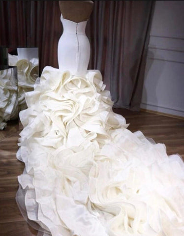 Stunning Strapless Organza Tiered Piping Mermaid Wedding Dress