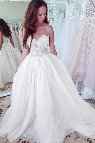 Tulle Sweetheart Neckline A-line Wedding Dresses With Lace Appliques  WD362