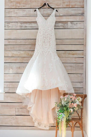 V Neck Mermaid Long White Lace Appliques Wedding Dress with Train WD113