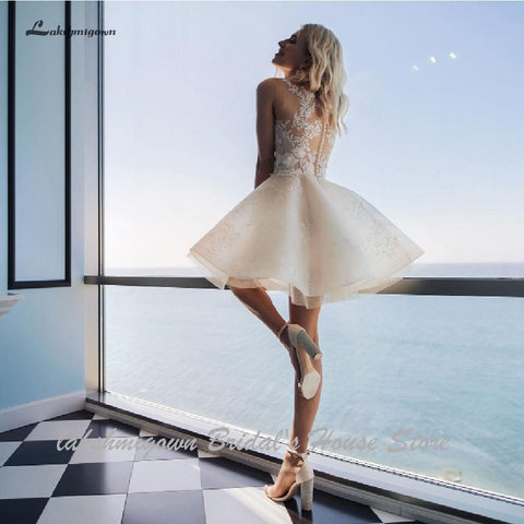 Robe de mariée courte et sexy en dentelle vintage Baoleely, tenue de plage sans manches